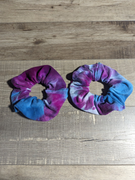 Tie dye scrunchie